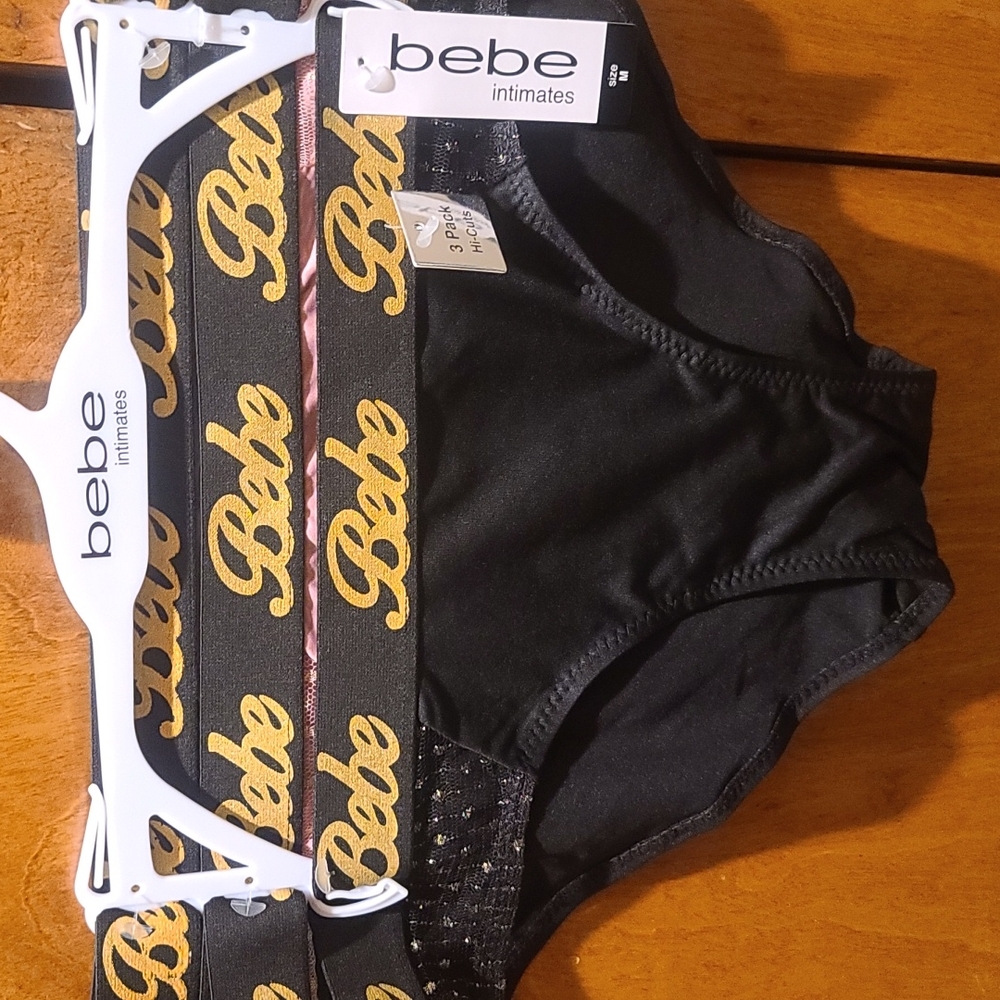Bebe Hi-Cut Size M